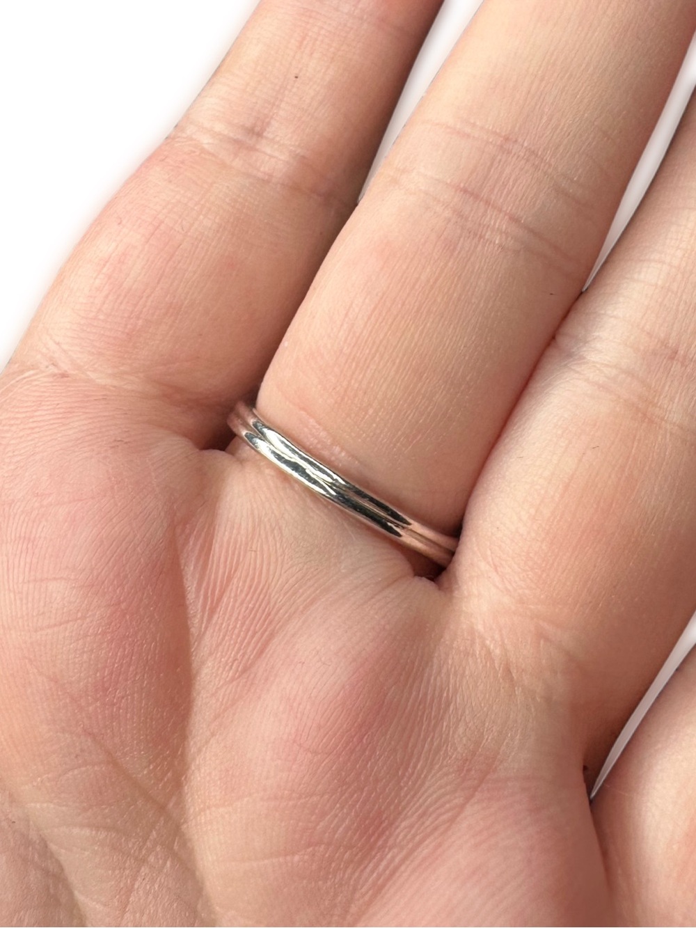 5/$25 😻 Silver Floral Clover Ring - Women's Silver Flower Ring - Picture 2 of 2